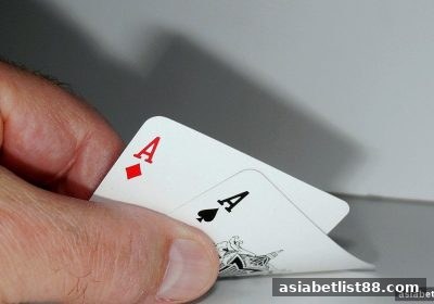 翻牌圈决胜法则：亚洲博彩公司玩家必知的转折点策略