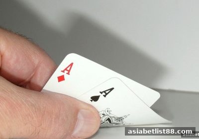 亚洲博彩公司旗下炸金花游戏：实时对战的策略进阶与心理博弈