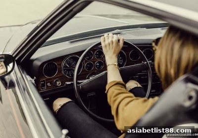 亚洲博彩公司旗下MG真人游戏：数据分析如何重塑玩家体验与平台运营
